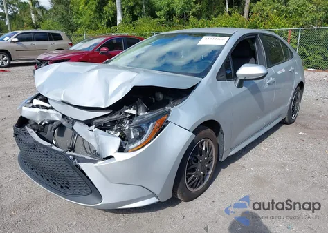 2022 Toyota Corolla Le z USA, uszkodzony, nr VIN 5YFEPMAE1NP296341